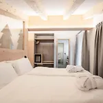 Hotel Spires