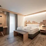 Hotel Spires 4*
