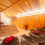 Spires 4*