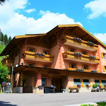 Hotel Clara Canazei