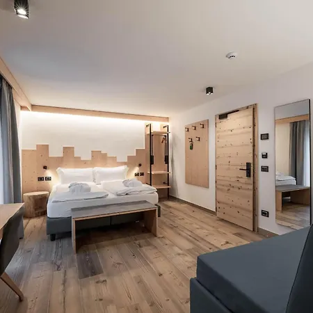 Spires Hotel