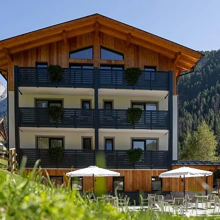 Spires Готель Канацеї