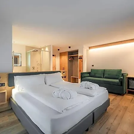 Spires Hotel