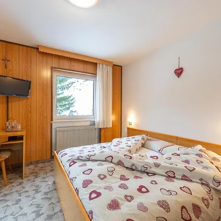 Clara Hotel